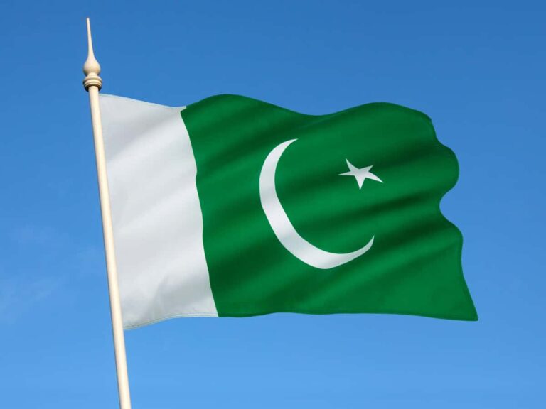 Pakistan to seek US help to secure $13bn loans at Geneva meet