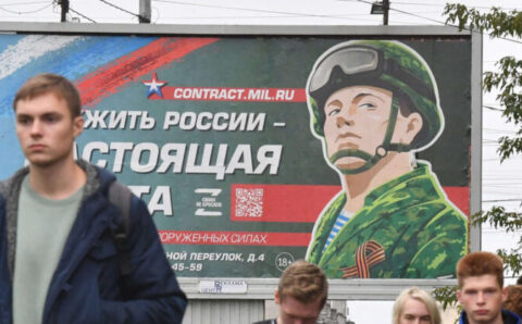 Russia wants to replenish its troops by recruiting 400,000 new contract soldiers starting April